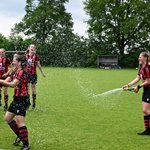 2024-05-20_dames_1_kampioen_huldiging_028.jpg